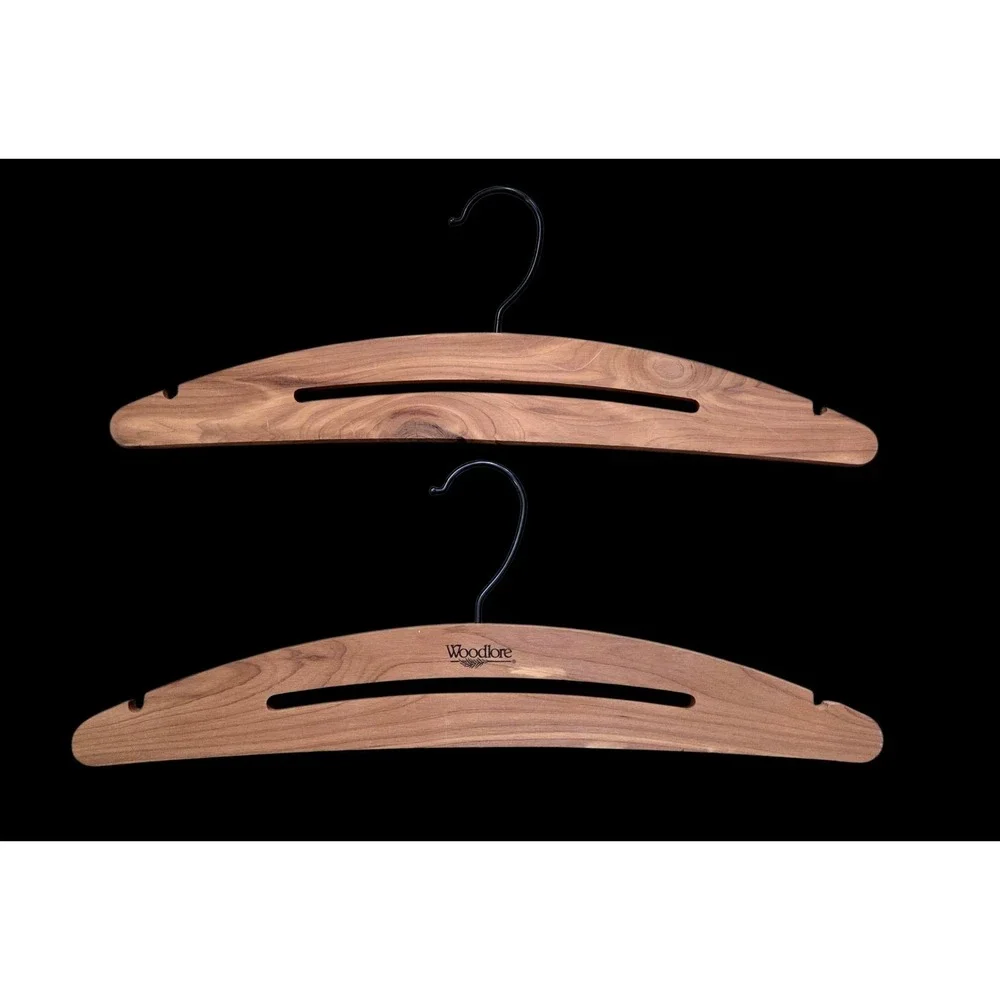Pair of‎ Woodlore Wooden Notched Cedar Garment Clothing Hanger Closet Organizer